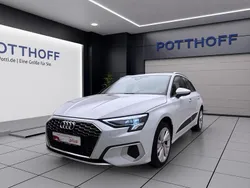 Weiß Gebraucht 2024 Audi A3 Sportback Advanced Limousine | 28.450 € (Fairer Preis)