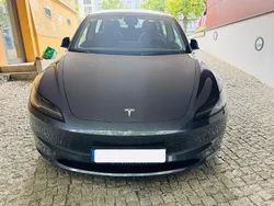 Grau Gebraucht 2023 Tesla Model 3 Limousine | 33.900 € (Etwas zu teuer)
