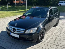 Schwarz Gebraucht 2010 Mercedes C180 Kombi | 6.890 €