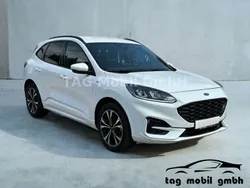 Weiß Gebraucht 2021 Ford Kuga ST-Line SUV | 25.845 € (Fairer Preis)