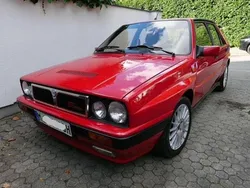 Rot Gebraucht 1988 Lancia Delta Limousine | 45.000 €