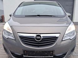 Grau Gebraucht 2013 Opel Meriva Active Van / Kleinbus | 7.850 € (Fairer Preis)