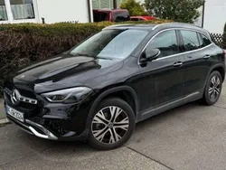 Schwarz Gebraucht 2024 Mercedes GLA200 Progressive SUV | 38.300 € (Fairer Preis)