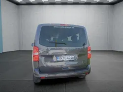 Grau Gebraucht 2025 Peugeot Traveller Van / Kleinbus | 39.949 € (Superpreis)