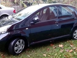 Schwarz Gebraucht 2009 Toyota Aygo Kleinwagen | 2.250 € (Fairer Preis)