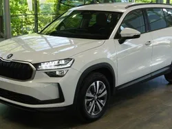 Weiss Gebraucht 2024 Skoda Kodiaq Selection SUV | 43.991 € (Superpreis)