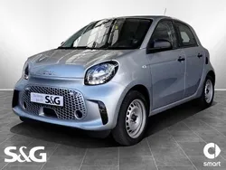 Silber Gebraucht 2022 Smart ForFour Electric Drive Limousine | 9.960 € (Fairer Preis)
