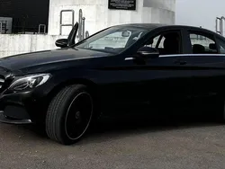 Schwarz Gebraucht 2015 Mercedes C220 Limousine | 18.500 €