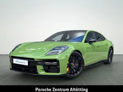 Grün Neu 2025 Porsche Panamera GTS Limousine | 223.149 €