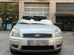 Silber Gebraucht 2005 Ford Fusion Limousine | 1.290 € (Fairer Preis)