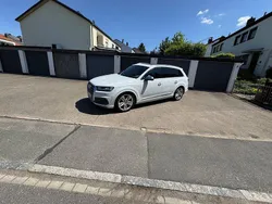 Weiß Gebraucht 2016 Audi SQ7 Ambiente SUV | 43.200 € (Teuer)