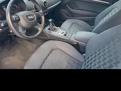 Silber Gebraucht 2014 Audi A3 Attraction Limousine | 11.999 € (Fairer Preis)