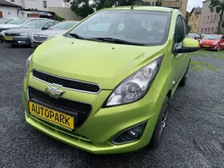 Grün Gebraucht 2013 Chevrolet Spark Kleinwagen | 3.700 € (Fairer Preis)