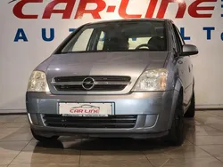Silber Gebraucht 2006 Opel Meriva Edition Van / Kleinbus | 2.777 € (Teuer)