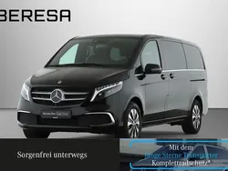 Obsidianschwarz Gebraucht 2024 Mercedes V300 Avantgarde Van / Kleinbus | 73.380 € (Teuer)