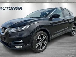 Schwarz Gebraucht 2018 Nissan Qashqai SUV | 12.500 € (Guter Preis)