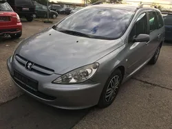 Silber Gebraucht 2004 Peugeot 307 Kombi | 1.200 € (Guter Preis)