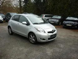 Silver mica metallic Gebraucht 2011 Toyota Yaris Edition Kleinwagen | 7.500 € (Etwas zu teuer)