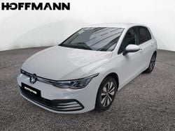 Pure white Gebraucht 2024 VW Golf VIII Move Limousine | 22.500 € (Fairer Preis)