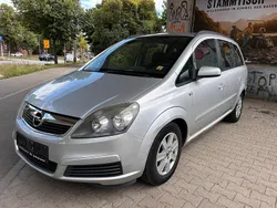 Silber Gebraucht 2005 Opel Zafira Van / Kleinbus | 2.500 € (Fairer Preis)