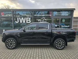 Schwarz metallic Gebraucht 2025 Ford Ranger Platinum Abholung | 62.490 € (Etwas zu teuer)