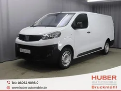 Weiss Gebraucht 2023 Fiat Scudo Van / Kleinbus | 28.679 € (Guter Preis)
