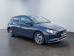 Grau Neu 2025 Hyundai i20 Limousine | 20.570 € (Fairer Preis)