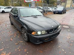 Schwarz Gebraucht 2002 BMW 520 Limousine | 1.990 € (Guter Preis)