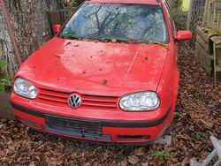Rot Gebraucht 2000 VW Golf IV Kombi | 300 € (Fairer Preis)