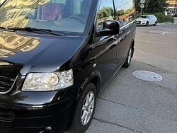 Schwarz Gebraucht 2007 VW T5 Trendline Van | 9.999 €