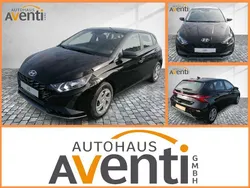 Schwarz Neu 2025 Hyundai i20 Select Limousine | 19.743 € (Guter Preis)