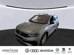 Pyrit silber (metallic) Gebraucht 2022 VW Tiguan Allspace R-line SUV | 38.950 € (Fairer Preis)