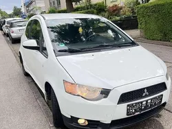 Weiß Gebraucht 2013 Mitsubishi Colt Limousine | 2.499 € (Guter Preis)