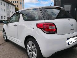Weiß Gebraucht 2011 DS Automobiles DS3 Kleinwagen | 3.000 €