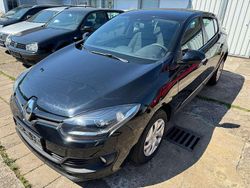 Sternenschwarz Gebraucht 2015 Renault Mégane III Authentique Kleinwagen | 7.200 € (Fairer Preis)