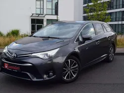 Grey metallic Gebraucht 2016 Toyota Avensis Comfort Kombi | 6.999 € (Fairer Preis)