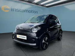 Schwarz Gebraucht 2021 Smart ForTwo Electric Drive Cabrio | 14.399 € (Teuer)
