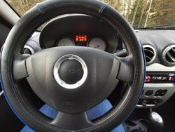 Blau Gebraucht 2012 Dacia Sandero Lauréate Limousine | 4.000 € (Fairer Preis)