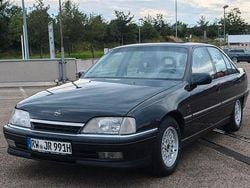 Schwarz Gebraucht 1991 Opel Omega Limousine | 7.900 €