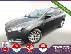 Grau Gebraucht 2017 Ford Focus ST-Line Kombi | 15.688 €