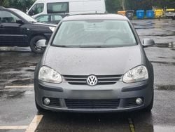 Grau Gebraucht 2006 VW Golf V Limousine | 1.999 € (Guter Preis)