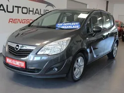 Grau Gebraucht 2011 Opel Meriva Edition Van / Kleinbus | 6.990 € (Etwas zu teuer)