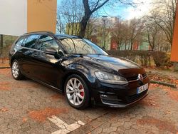 Schwarz Gebraucht 2013 VW Golf VII Kombi | 9.990 € (Etwas zu teuer)
