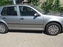 Grau Gebraucht 2003 VW Golf IV Basis Limousine | 1.599 € (Fairer Preis)