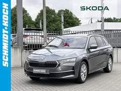 Graphitgrau Gebraucht 2024 Skoda Octavia Selection Kombi | 32.480 € (Fairer Preis)