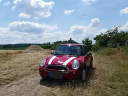 Rot Gebraucht 2002 Mini ONE Kleinwagen | 1.800 € (Guter Preis)