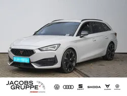 Weiß Gebraucht 2022 Cupra Leon VZ Limousine | 25.490 € (Guter Preis)