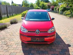 Rot Gebraucht 2018 VW up! Kleinwagen | 6.490 € (Guter Preis)