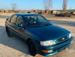 Grün Gebraucht 1994 Ford Escort Limousine | 2.300 €