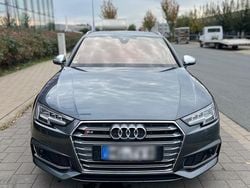 Grau Gebraucht 2018 Audi S4 Kombi | 37.000 € (Etwas zu teuer)